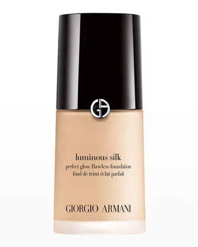Armani Collezioni Luminous Silk Perfect Glow Flawless Oil-free Foundation In (very Fair With A Golden Undertone)