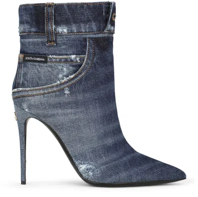 Dolce & Gabbana Pointed Ankle Boots In Black