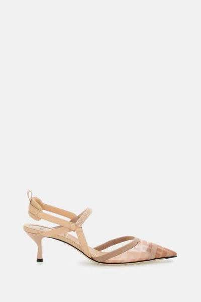 FENDI KITTEN IN NET
