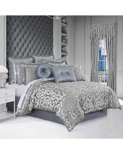 J Queen New York J. Queen New York Barocco Comforter Set In Gray