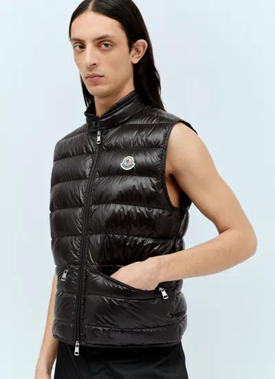 Moncler Gui Quilted Padded Gilet In Black