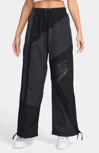 Nike Sportswear Street Parachute Pants In Anthracite/black