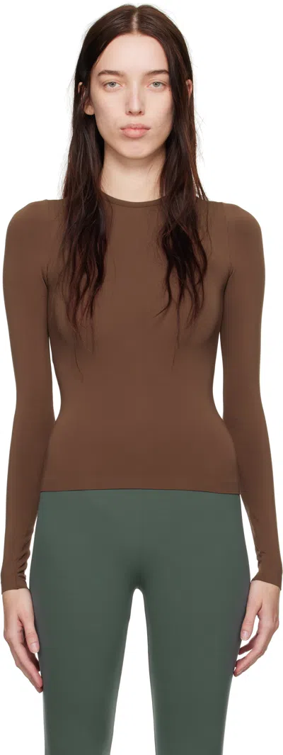 Skims Brown Soft Smoothing Seamless Long Sleeve T-shirt In Cocoa