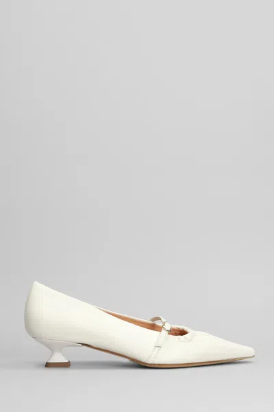 The Seller Pumps In White Leather
