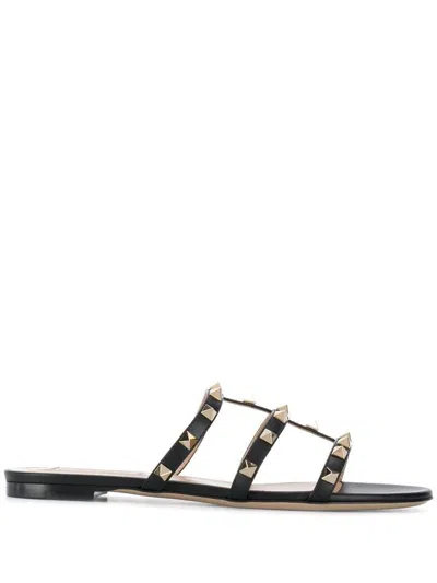 VALENTINO GARAVANI VALENTINO GARAVANI ROCKSTUD LEATHER FLAT SANDALS