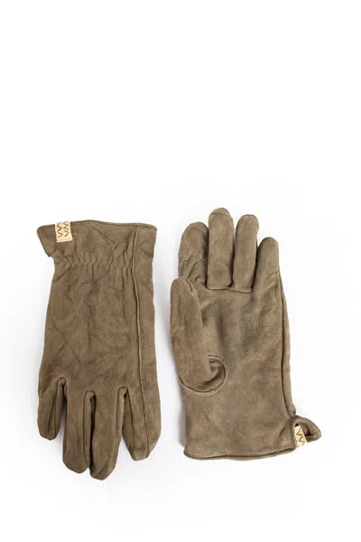 Visvim Man Green Gloves