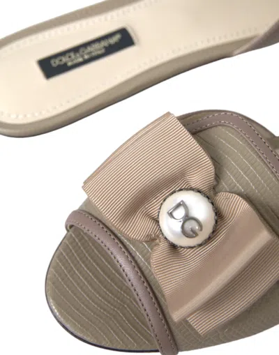 Dolce & Gabbana Beige Logo Pearl Flats Sandals Slides Shoes In Beige