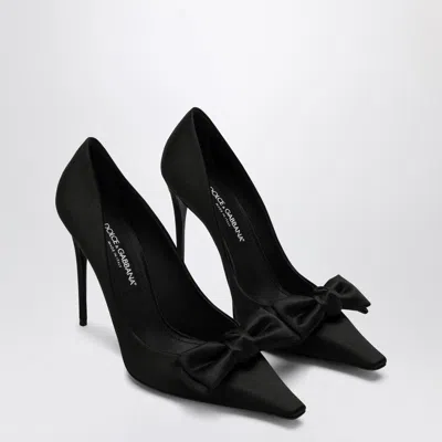 Shop Dolce & Gabbana Dolce&gabbana Black Satin Pumps With Bow Women